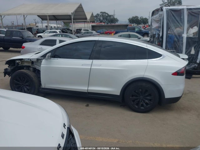 Продаж на аукціоні авто 2020 Tesla Model X, vin: 5YJXCBE28LF270109, номер лоту: 45140124