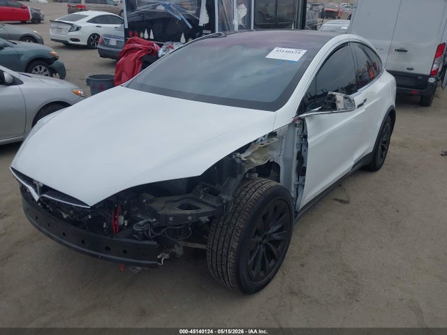 Продаж на аукціоні авто 2020 Tesla Model X, vin: 5YJXCBE28LF270109, номер лоту: 45140124