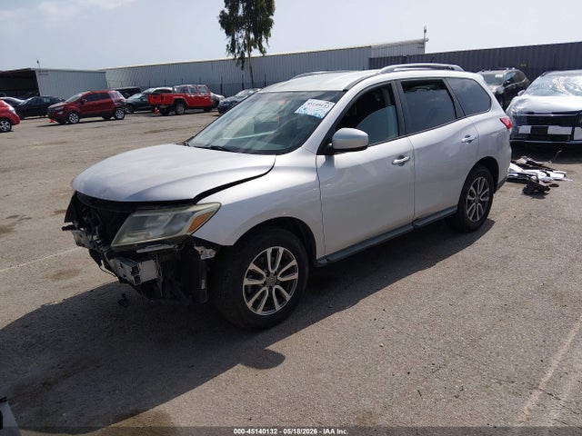 Продаж на аукціоні авто 2015 Nissan Pathfinder, vin: 5N1AR2MN8FC617824, номер лоту: 45140132
