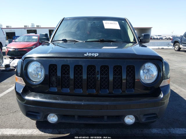 45140143 :رقم المزاد ، 1C4NJRFB5HD175221 vin ، 2017 Jeep Patriot Latitude 4x4 مزاد بيع