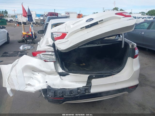3FA6P0T91GR315048 Ford FUSION SE