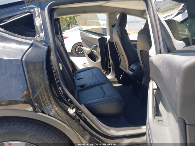 2023 Tesla Model Y Awd/long Range Dual Motor All-wheel Drive მანქანა იყიდება აუქციონზე, vin: 7SAYGDEE8PF824143, აუქციონის ნომერი: 45140182