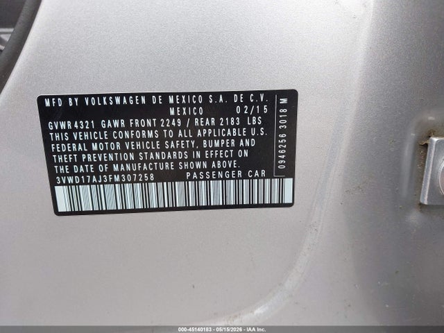 45140183 :رقم المزاد ، 3VWD17AJ3FM307258 vin ، 2015 Volkswagen Jetta 1.8t Se مزاد بيع