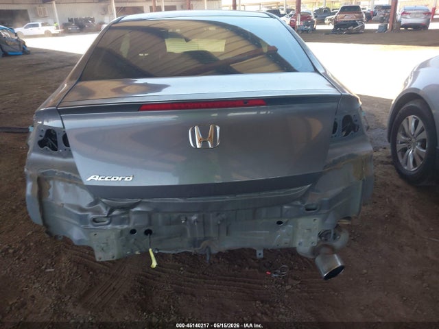 45140217 :رقم المزاد ، 1HGCT1B7XFA015761 vin ، 2015 Honda Accord Ex مزاد بيع