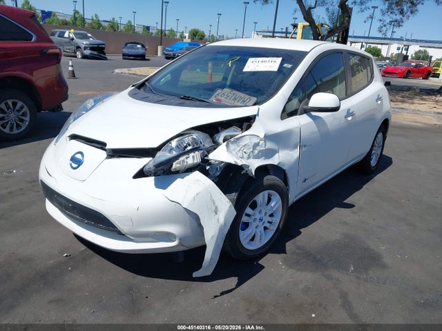 45140316 :رقم المزاد ، 1N4AZ0CP3FC326603 vin ، 2015 Nissan Leaf S مزاد بيع