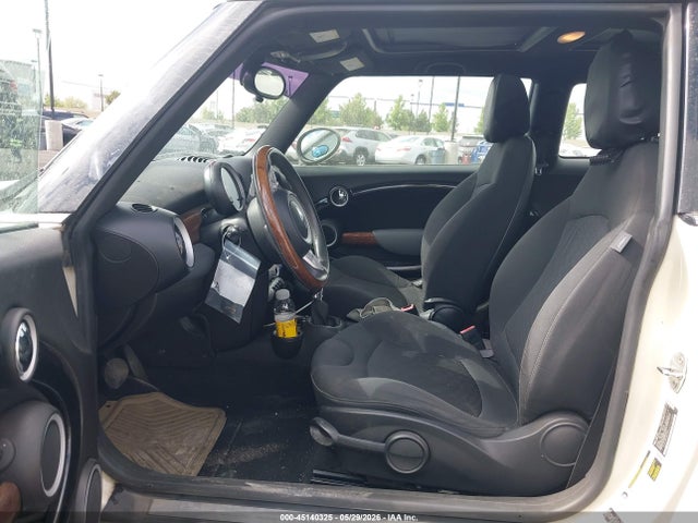 Продаж на аукціоні авто 2009 Mini Cooper, vin: WMWMF33519TW75891, номер лоту: 45140325