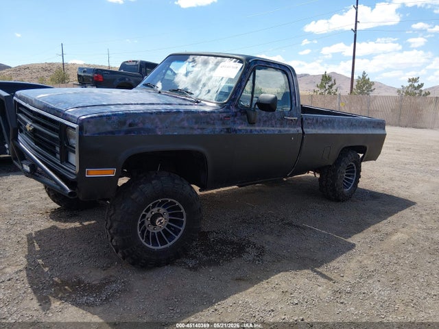 1987 Chevrolet V20 მანქანა იყიდება აუქციონზე, vin: 1GCGV24K0HJ147531, აუქციონის ნომერი: 45140369