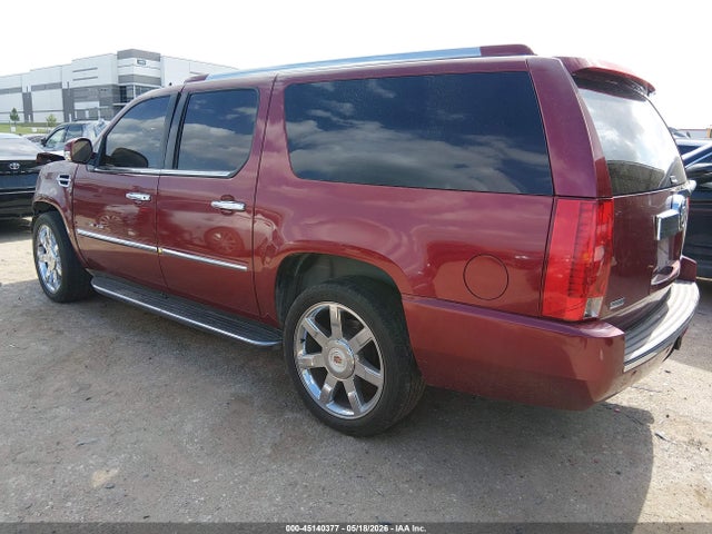45140377 :رقم المزاد ، 1GYS4HEF9BR150576 vin ، 2011 Cadillac Escalade Esv Luxury مزاد بيع
