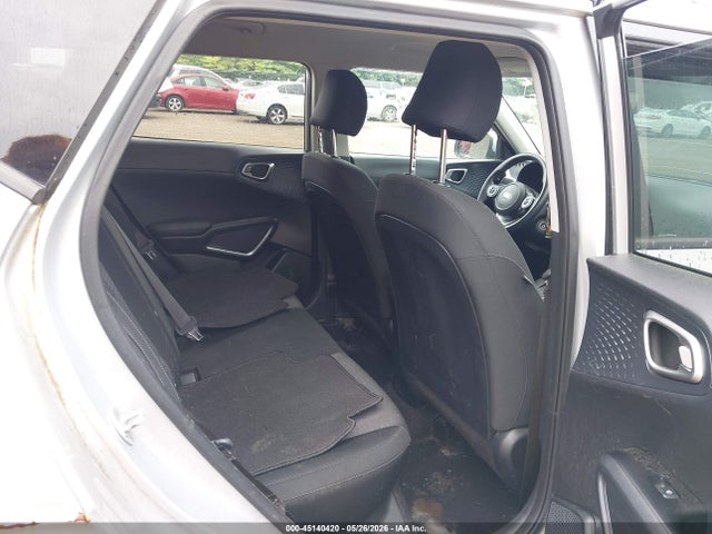 2021 Kia Soul S მანქანა იყიდება აუქციონზე, vin: KNDJ23AU4M7796590, აუქციონის ნომერი: 45140420