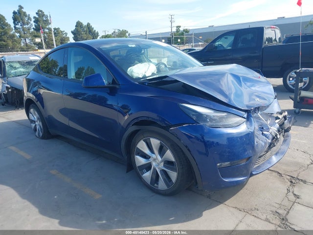 Aukcja sprzedaży 2024 Tesla Model Y Long Range Dual Motor All-wheel Drive, vin: 7SAYGAEE1RF983197, numer aukcji: 45140423