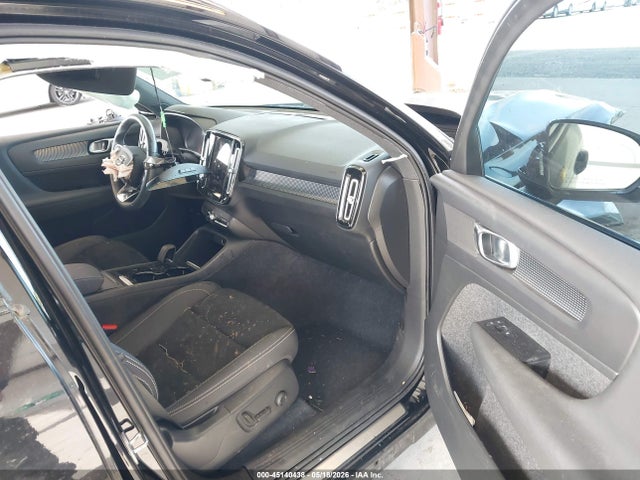 Продаж на аукціоні авто 2022 Volvo Xc40 Recharge Pure Electric P8 Twin Plus, vin: YV4ED3UR9N2713766, номер лоту: 45140438