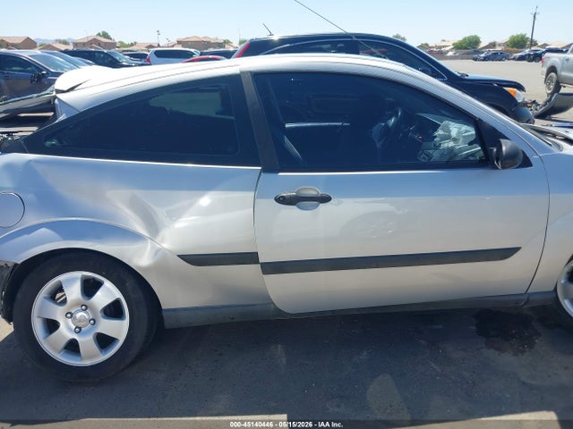 Продажа на аукционе авто 2002 Ford Focus Zx3, vin: 3FAFP313X2R222540, номер лота: 45140446