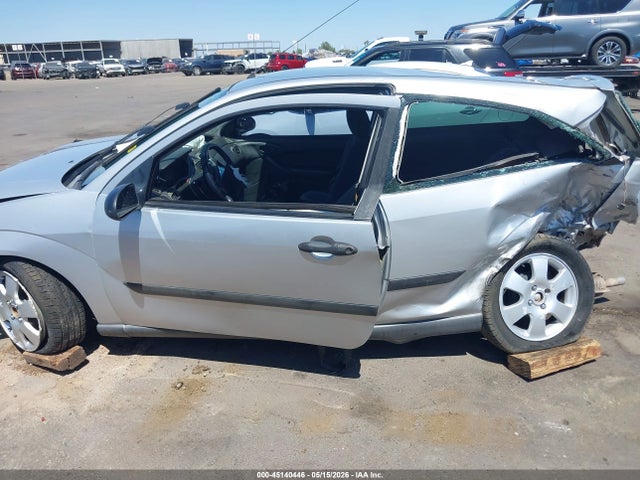 Продажа на аукционе авто 2002 Ford Focus Zx3, vin: 3FAFP313X2R222540, номер лота: 45140446