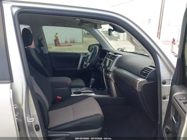 JTEZU5JR6L5213799 Toyota 4RUNNER SR5