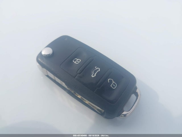 45140466 :رقم المزاد ، 3VWD17AJXGM395453 vin ، 2016 Volkswagen Jetta 1.8t Sport مزاد بيع
