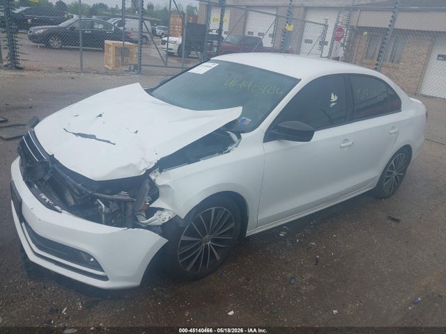 45140466 :رقم المزاد ، 3VWD17AJXGM395453 vin ، 2016 Volkswagen Jetta 1.8t Sport مزاد بيع