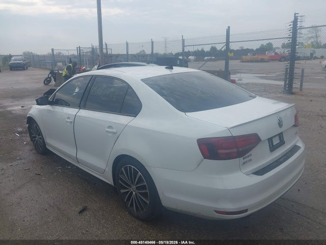 45140466 :رقم المزاد ، 3VWD17AJXGM395453 vin ، 2016 Volkswagen Jetta 1.8t Sport مزاد بيع