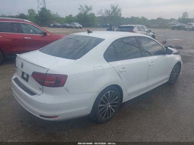 45140466 :رقم المزاد ، 3VWD17AJXGM395453 vin ، 2016 Volkswagen Jetta 1.8t Sport مزاد بيع