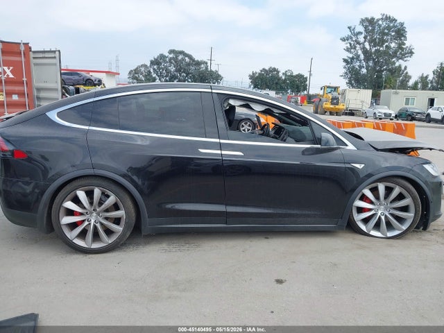 Tesla Model X 75d/p100d/p90d 2016 5YJXCBE41GF018130 Image 12