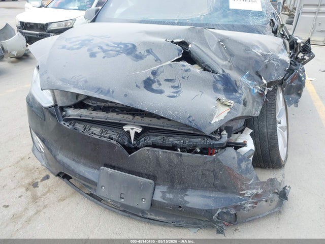 Tesla Model X 75d/p100d/p90d 2016 5YJXCBE41GF018130 Image 20