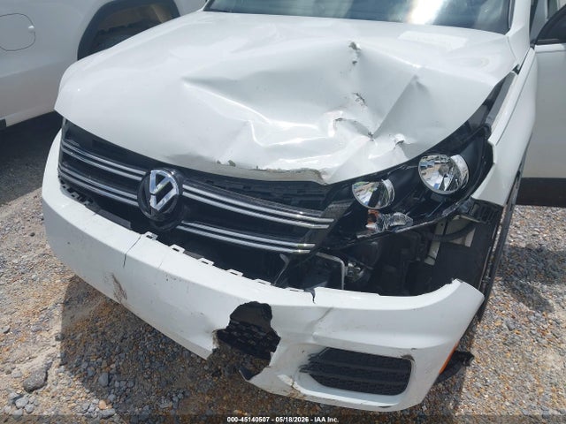 WVGAV7AX1HK044997 Volkswagen Tiguan 2.0t/2.0t S