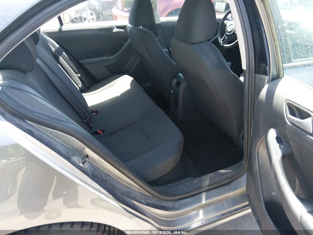 3VW2K7AJ2EM242180 Volkswagen Jetta 2.0l S
