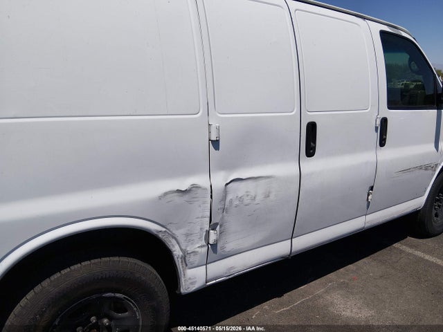 45140571 :رقم المزاد ، 1GCFG15X671238652 vin ، 2007 Chevrolet Express Work Van مزاد بيع