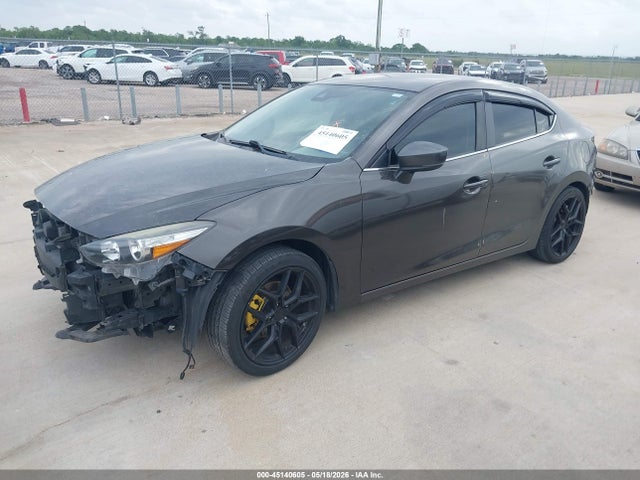 Mazda Mazda3 Touring 2018 3MZBN1V36JM204977 Image 2