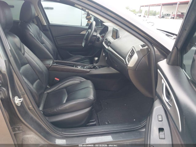 Mazda Mazda3 Touring 2018 3MZBN1V36JM204977 Image 5