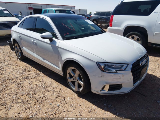 2019 Audi A3 40 Premium/40 Titanium Premium მანქანა იყიდება აუქციონზე, vin: WAUAUGFF2K1012304, აუქციონის ნომერი: 45140607