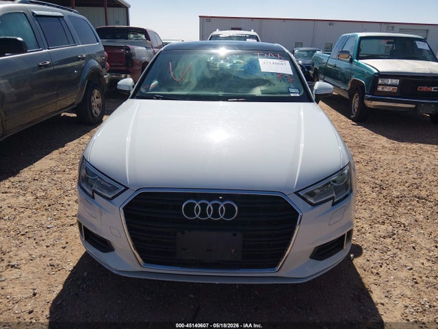 2019 Audi A3 40 Premium/40 Titanium Premium მანქანა იყიდება აუქციონზე, vin: WAUAUGFF2K1012304, აუქციონის ნომერი: 45140607