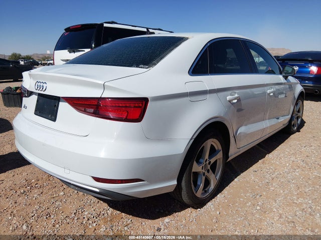 2019 Audi A3 40 Premium/40 Titanium Premium მანქანა იყიდება აუქციონზე, vin: WAUAUGFF2K1012304, აუქციონის ნომერი: 45140607