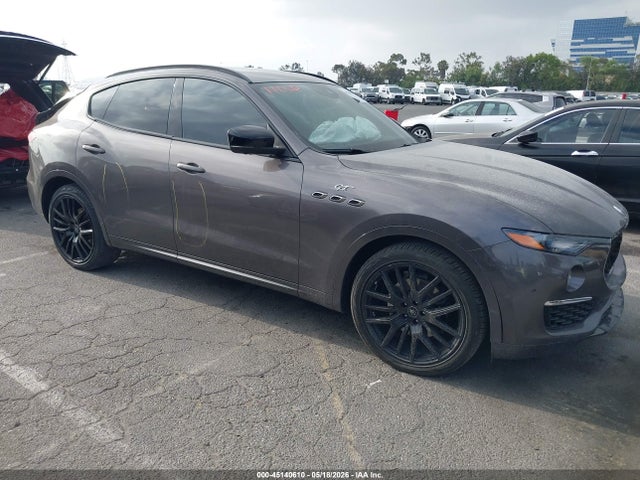 Продаж на аукціоні авто 2022 Maserati Levante Gt, vin: ZN661XUA4NX395588, номер лоту: 45140610