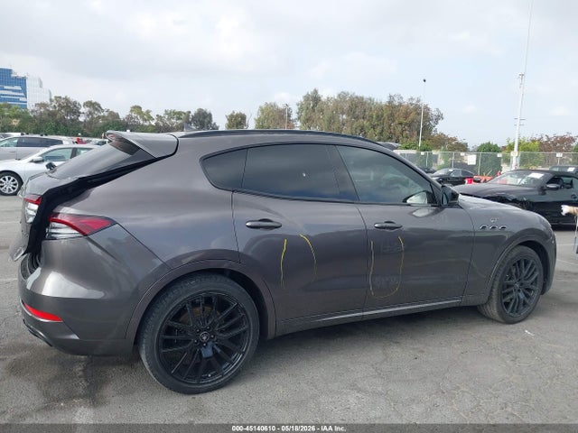 2022 Maserati Levante Gt მანქანა იყიდება აუქციონზე, vin: ZN661XUA4NX395588, აუქციონის ნომერი: 45140610