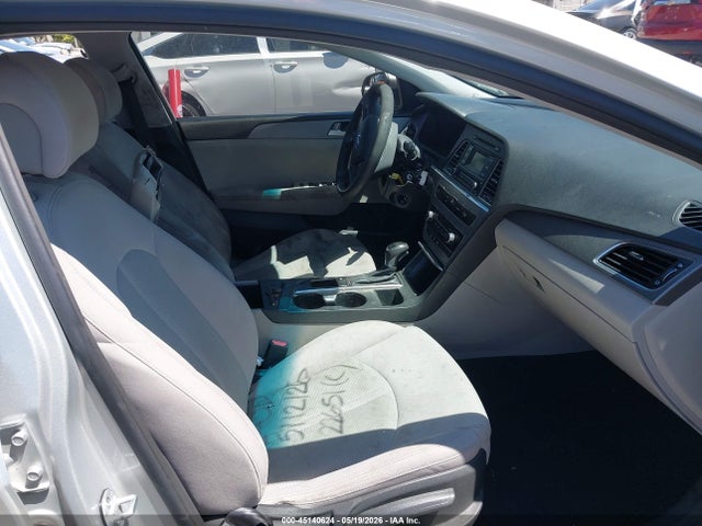 Hyundai SONATA SE 2015 5NPE24AF9FH131384 Image 5