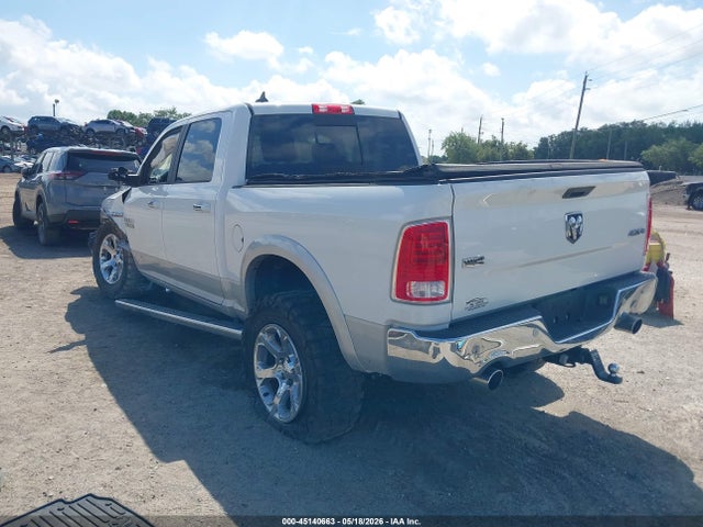 2017 Ram 1500 Laramie  4x4 5'7 Box მანქანა იყიდება აუქციონზე, vin: 1C6RR7NT6HS687694, აუქციონის ნომერი: 45140663