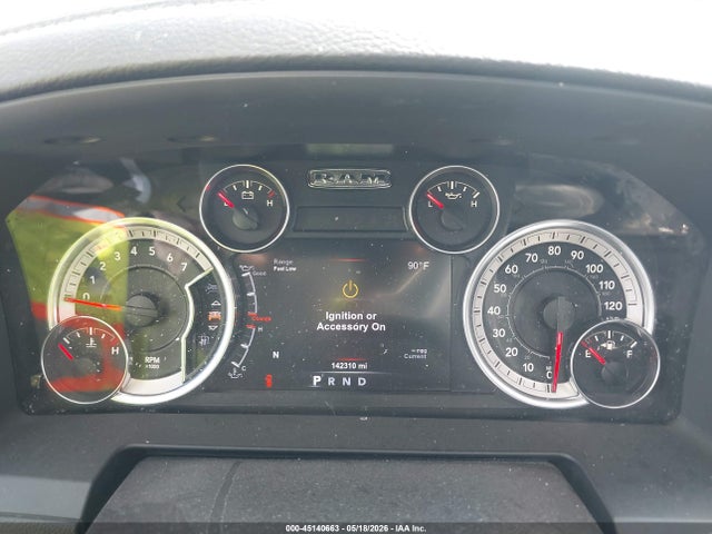2017 Ram 1500 Laramie  4x4 5'7 Box მანქანა იყიდება აუქციონზე, vin: 1C6RR7NT6HS687694, აუქციონის ნომერი: 45140663