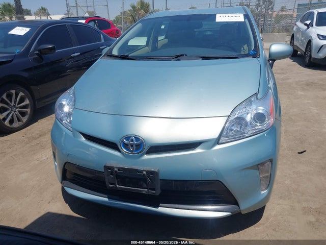 45140664 :رقم المزاد ، JTDKN3DU2F1992931 vin ، 2015 Toyota Prius Four مزاد بيع