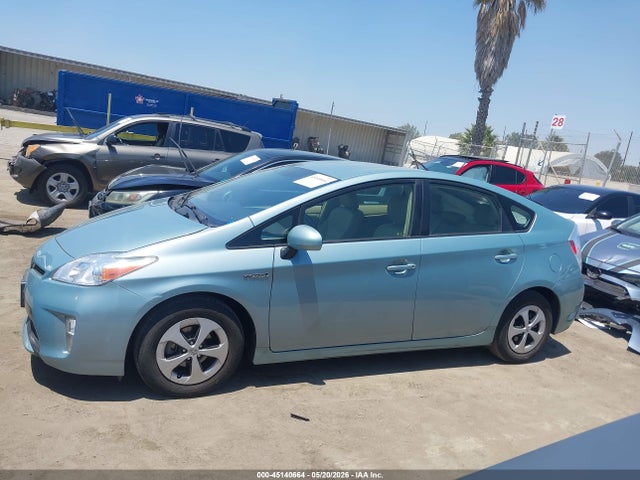 45140664 :رقم المزاد ، JTDKN3DU2F1992931 vin ، 2015 Toyota Prius Four مزاد بيع