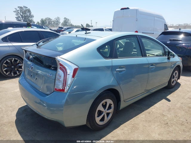 45140664 :رقم المزاد ، JTDKN3DU2F1992931 vin ، 2015 Toyota Prius Four مزاد بيع