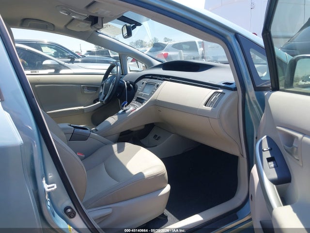 45140664 :رقم المزاد ، JTDKN3DU2F1992931 vin ، 2015 Toyota Prius Four مزاد بيع