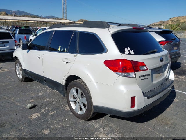 45140688 :رقم المزاد ، 4S4BRBCC4D3207071 vin ، 2013 Subaru Outback 2.5i Premium مزاد بيع