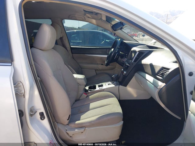 45140688 :رقم المزاد ، 4S4BRBCC4D3207071 vin ، 2013 Subaru Outback 2.5i Premium مزاد بيع