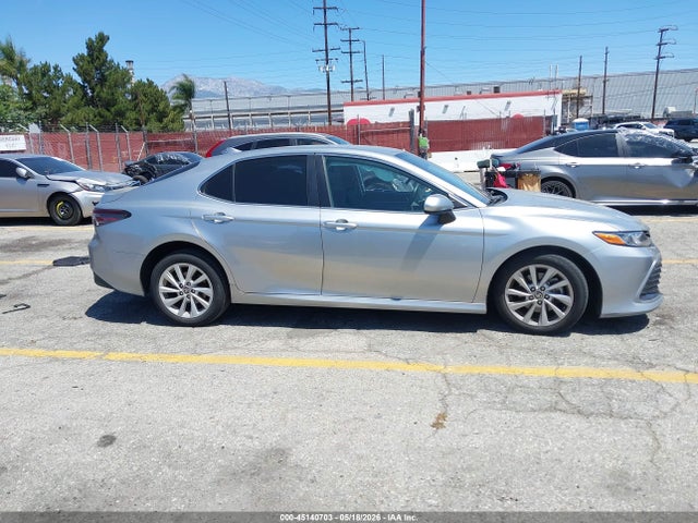 Toyota CAMRY LE 2022 4T1C11AK2NU634096 Image 14