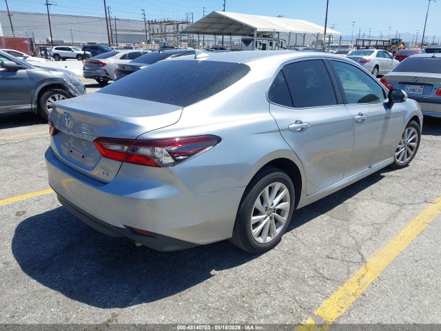 Toyota CAMRY LE 2022 4T1C11AK2NU634096 Image 4