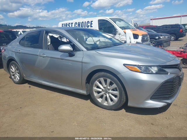 2020 Toyota Camry Le მანქანა იყიდება აუქციონზე, vin: 4T1C11AKXLU929685, აუქციონის ნომერი: 45140713