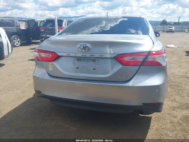 2020 Toyota Camry Le მანქანა იყიდება აუქციონზე, vin: 4T1C11AKXLU929685, აუქციონის ნომერი: 45140713