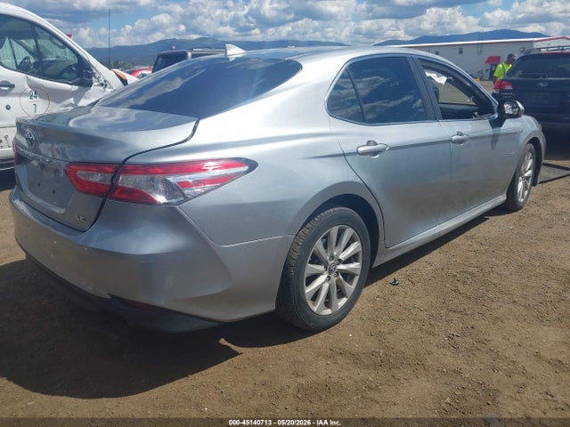 2020 Toyota Camry Le მანქანა იყიდება აუქციონზე, vin: 4T1C11AKXLU929685, აუქციონის ნომერი: 45140713