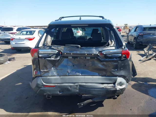 JTMC1RFV4KJ004695 Toyota Rav4 Xle Premium
