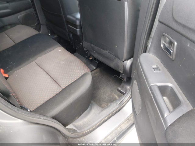 45140748 :رقم المزاد ، JA4AP3AU1JU013198 vin ، 2018 Mitsubishi Outlander Sport 2.0 Le مزاد بيع